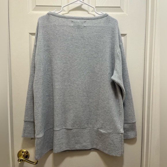 French Laundry buttoned shoulder Sweater in light blue Size Large - Picture 2 of 5